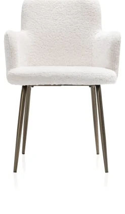 Armstoel Olle in de kleur Creme - COCOmaison