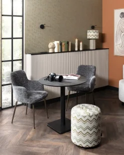 Armstoel Olle in de kleur Antraciet - COCOmaison