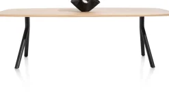 Arvada ovale eiken eettafel met zwart metalen poten 250x110cm