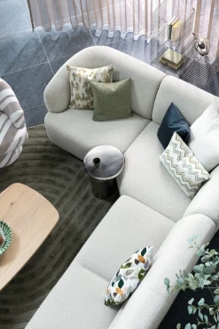 BeautiQ - Chic kussen 60x60cm in de kleur Crème - COCOmaison