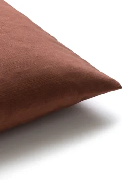 BeautiQ - Class kussen 45x45cm in de kleur Koper - COCOmaison