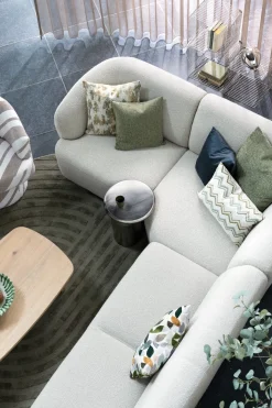 BeautiQ - Elite kussen 40x60cm in de kleur Olijf - COCOmaison