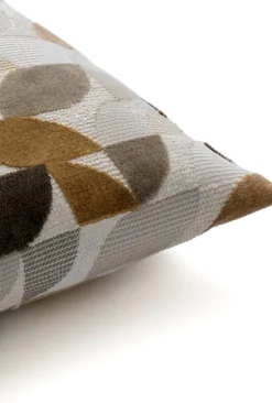 BeautiQ - Elite kussen 40x60cm in de kleur Crème - COCOmaison