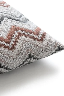 BeautiQ - Lush kussen 40x60cm in de kleur Koper - COCOmaison