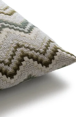 BeautiQ - Lush kussen 40x60cm in de kleur Olijf - COCOmaison