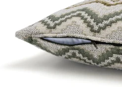 BeautiQ - Lush kussen 40x60cm in de kleur Olijf - COCOmaison