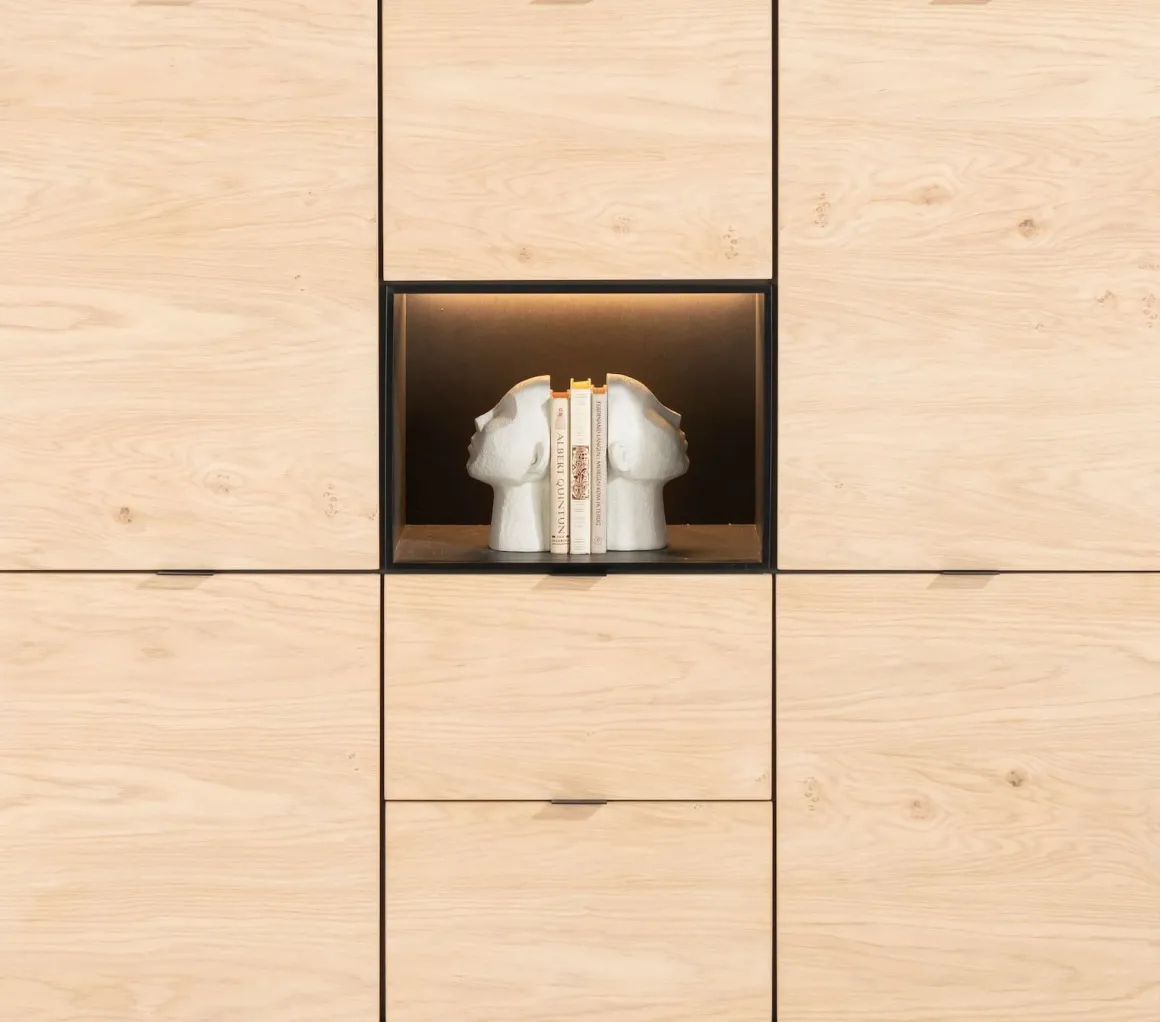 Elements eikenfineer dressette met niche + LED 150cm