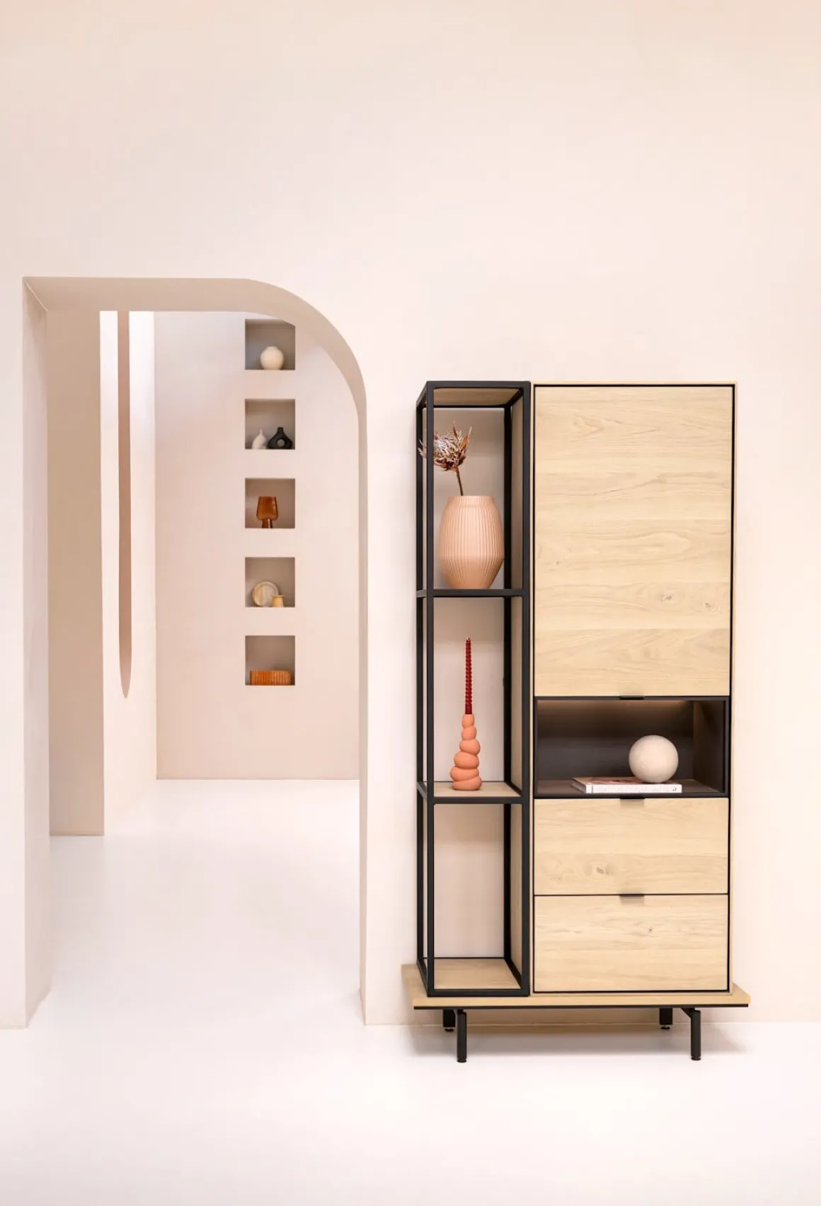 ELEMENTS platform 100 cm. incl. 2 metalen poten - 100 cm