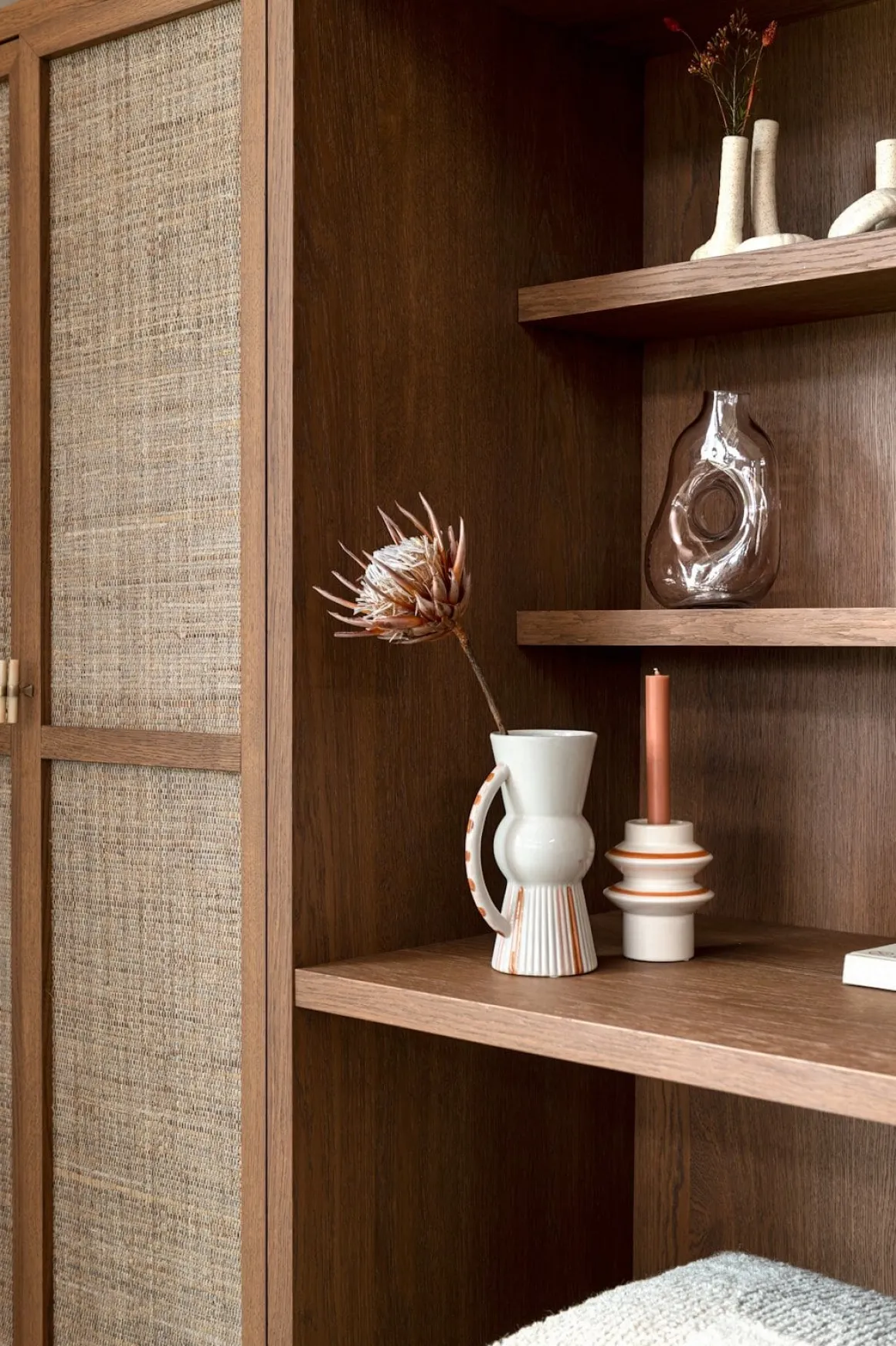 Kiki vaas H13,5cm in de kleur Beige - COCOmaison