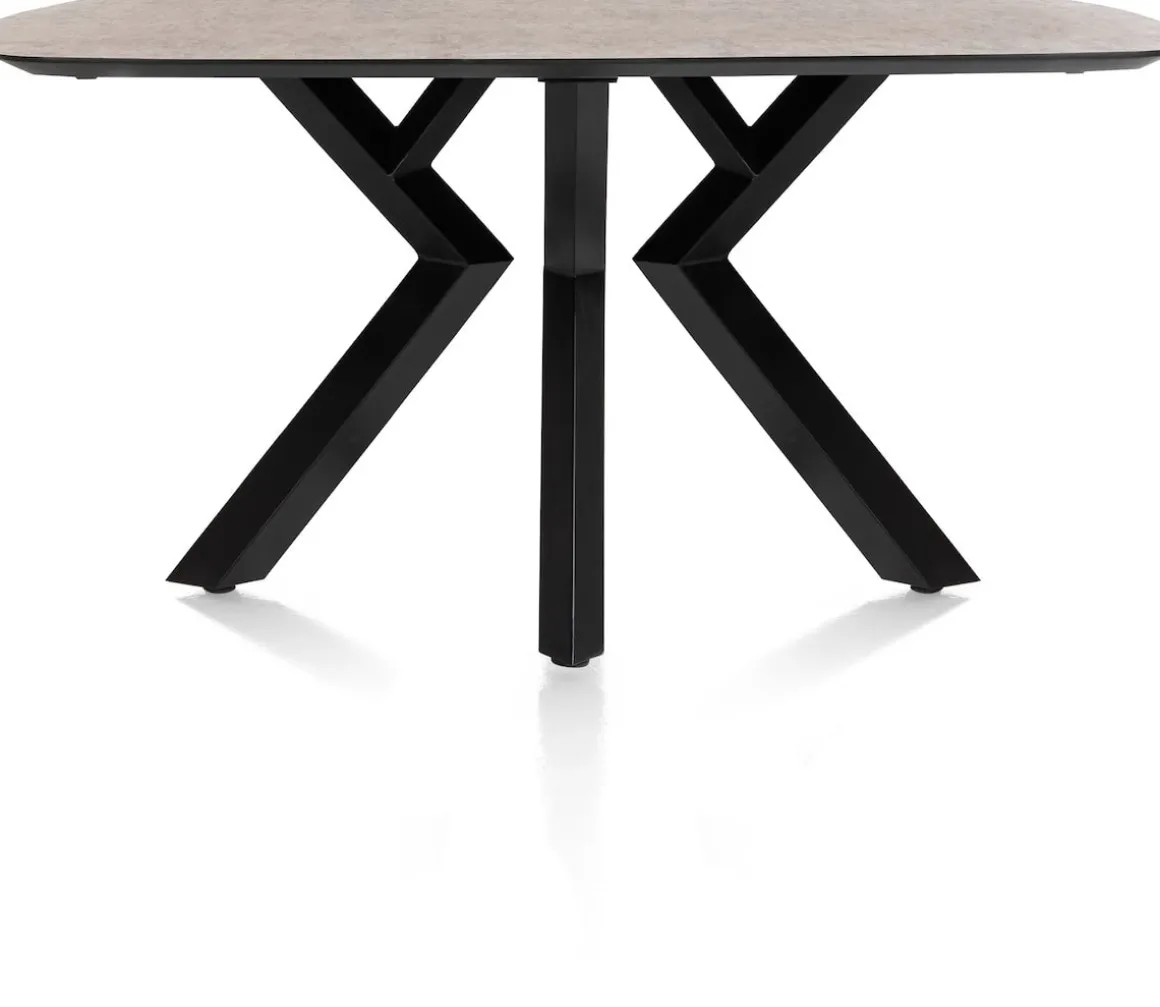 Masura ovale eettafel met zwarte metalen poot 150x105cm