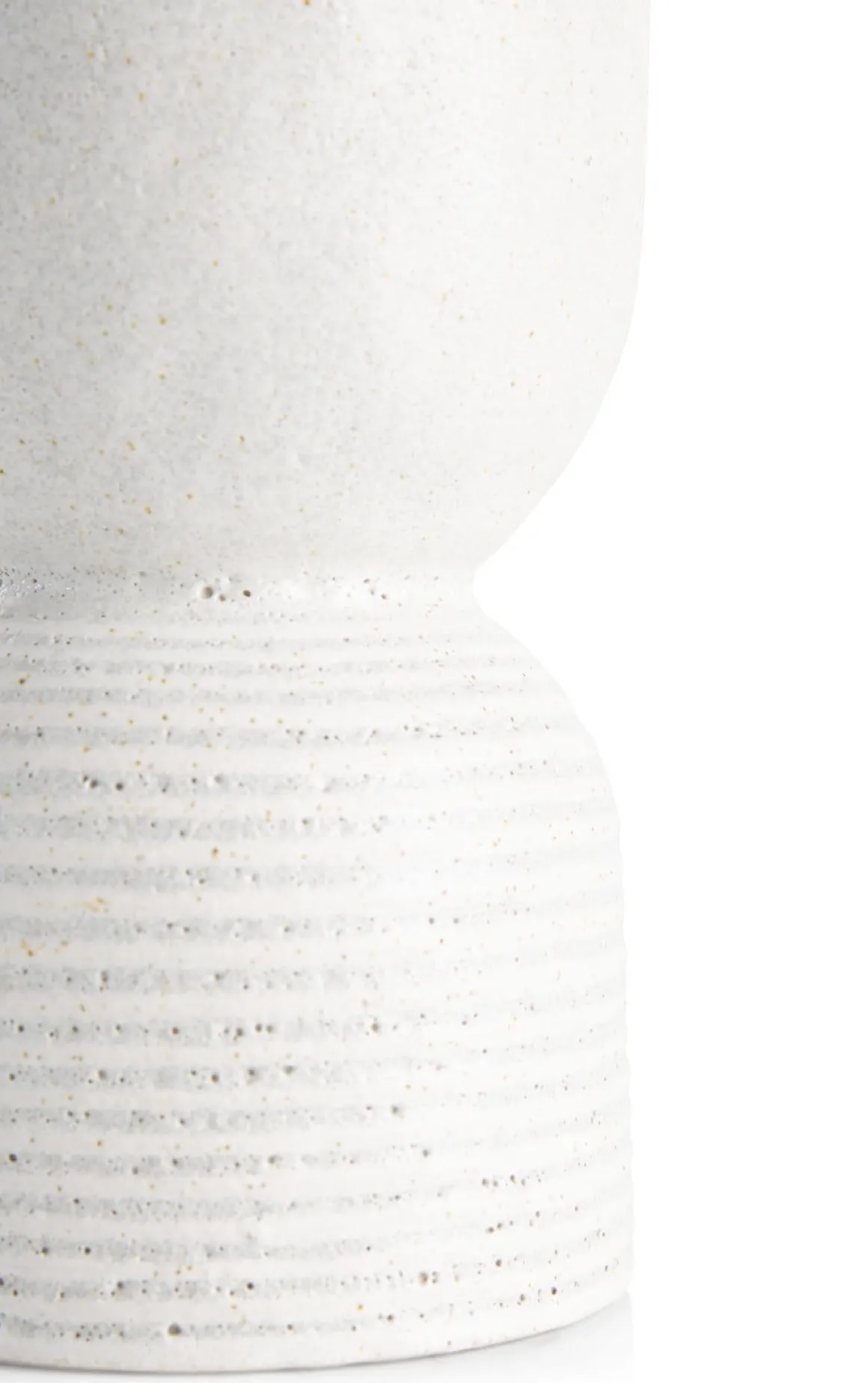 Nova vaas H30,5cm in de kleur Wit - COCOmaison