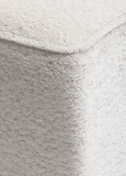 Roan poef maan (H44cm) in de kleur Creme - COCOmaison