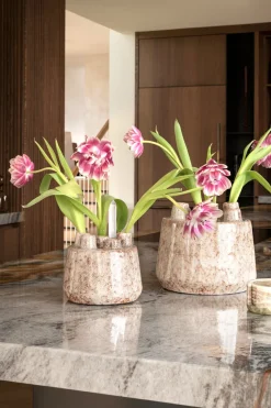 Safia vaas H21cm in de kleur Beige - COCOmaison