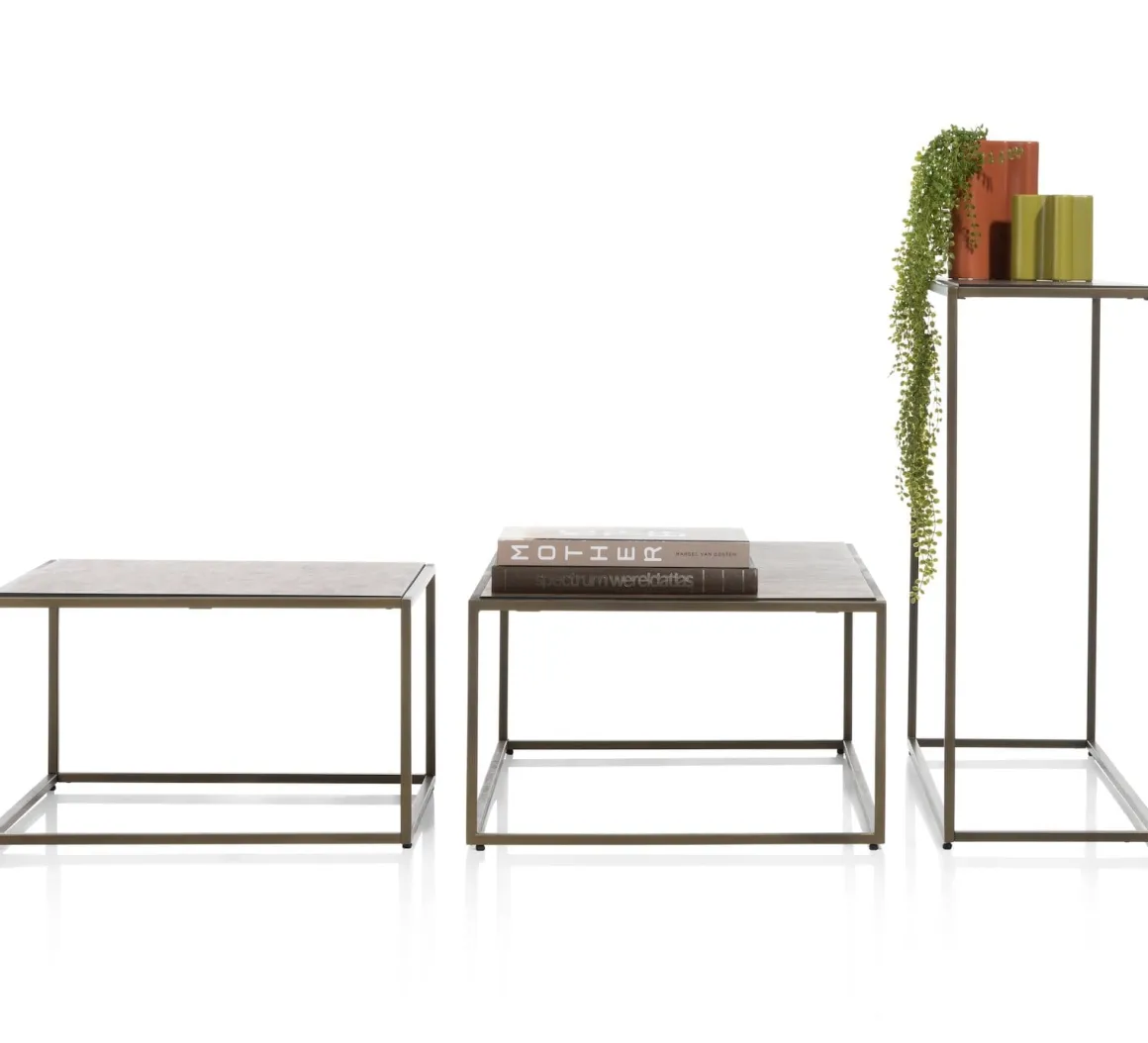 Stand Up salontafel in de kleur Goud - COCOmaison