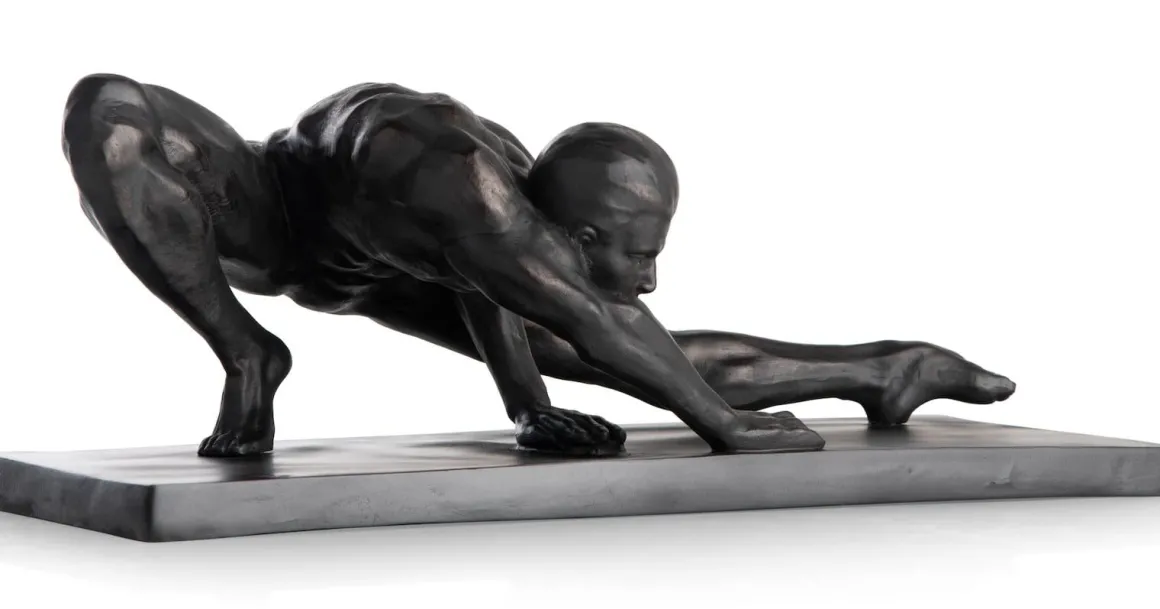 Stretching beeld H19cm in de kleur Zwart - COCOmaison