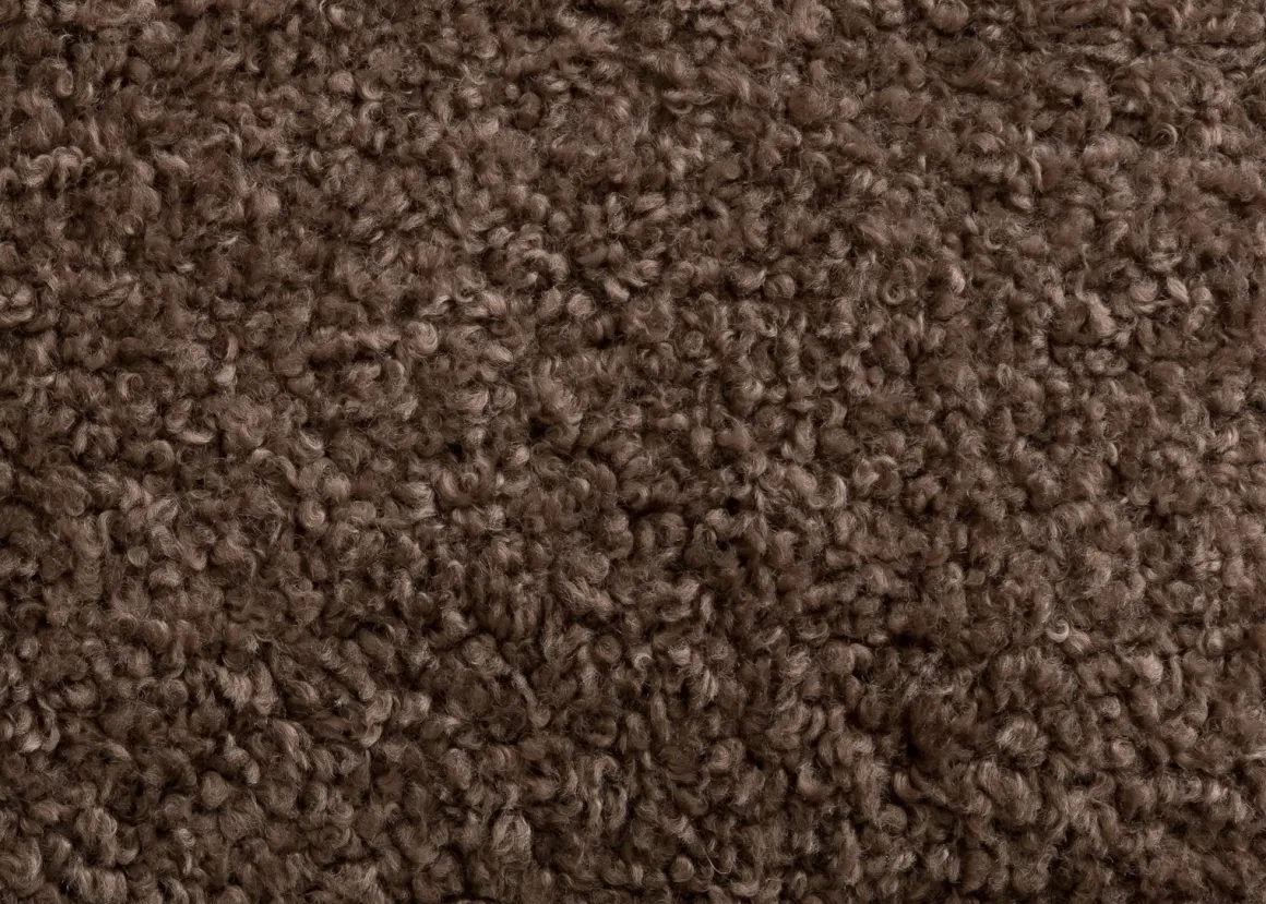 Teddy kussen 45x45cm in de kleur Bruin - COCOmaison