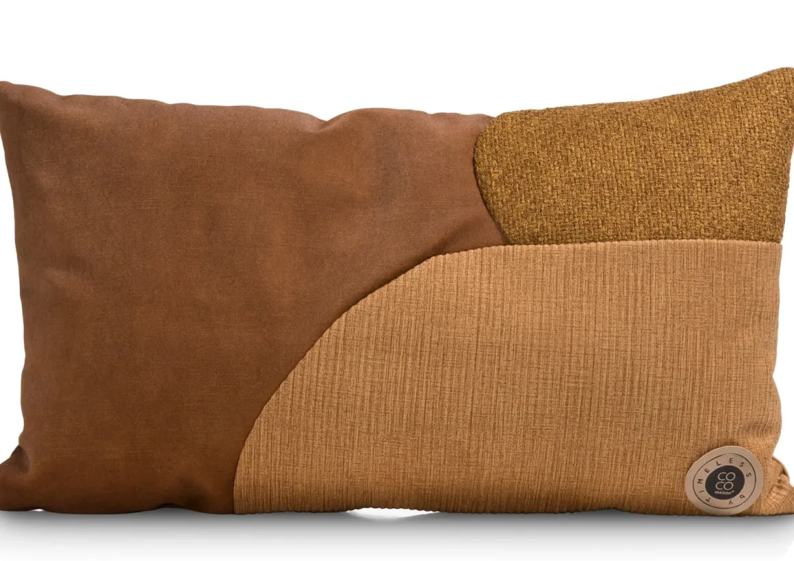 Timeless Scarlett kussen in de kleur Geel - COCOmaison