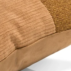 Timeless Scarlett kussen in de kleur Geel - COCOmaison