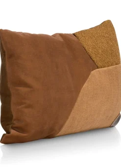 Timeless Scarlett kussen in de kleur Geel - COCOmaison