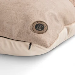 Timeless Scarlett kussen 30x50cm in de kleur Camel - COCOmaison