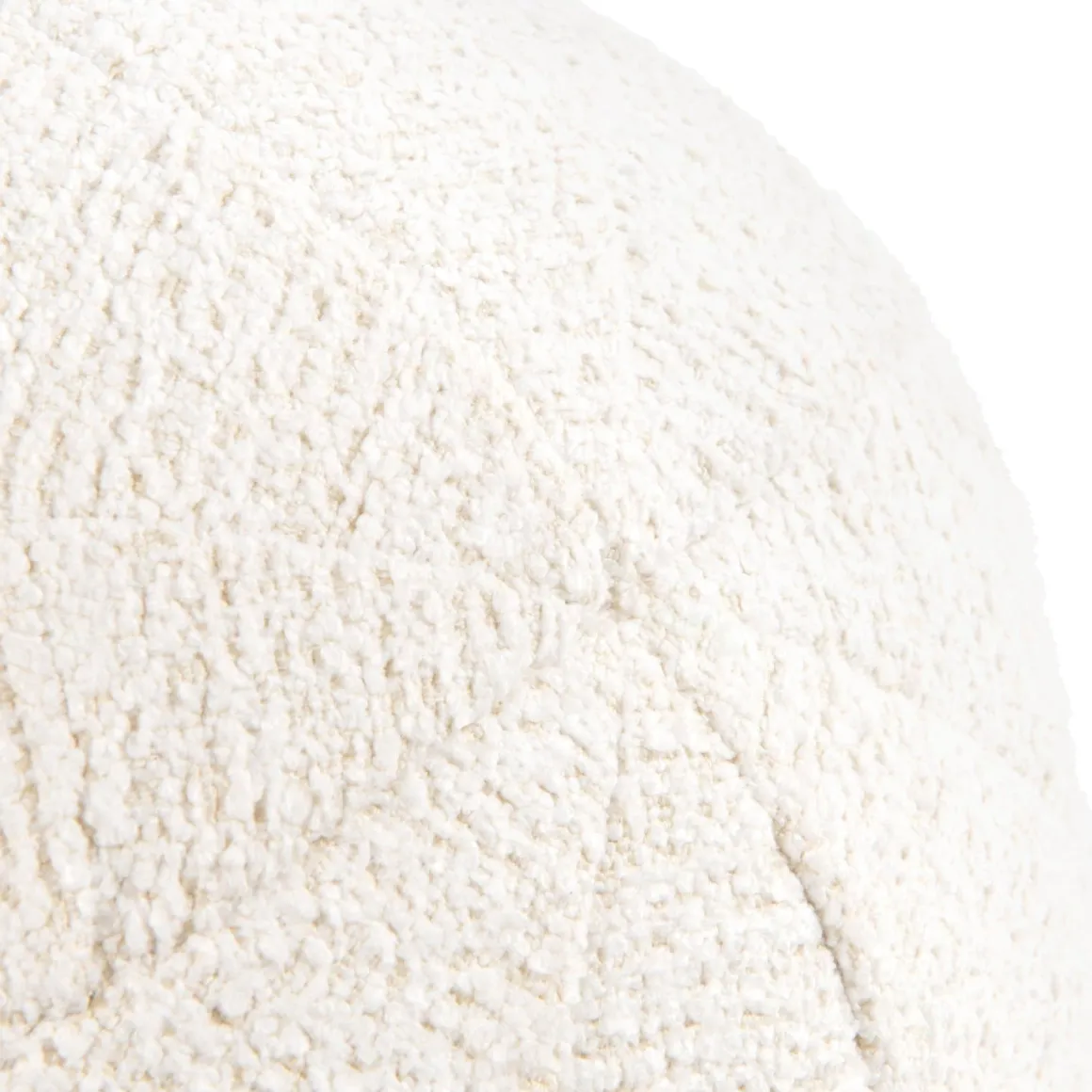 Timeless Scott kussen dia 25cm in de kleur Beige - COCOmaison