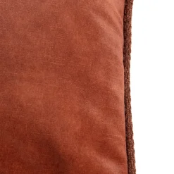 Timeless Sean kussen 60x60cm in de kleur Koper - COCOmaison