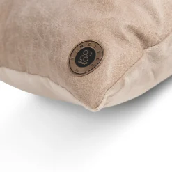 Timeless Sofia kussen 45x45cm in de kleur Camel - COCOmaison